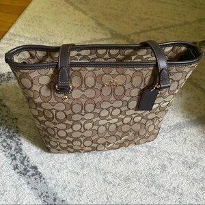 Coach purse